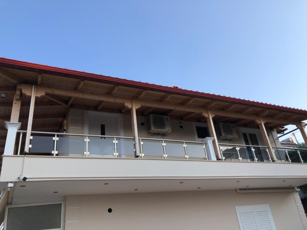 Amazing Familiar Apartments And Rooms Саранда Экстерьер фото